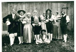 Vernisáž výstavy o historii ochotnických divadel