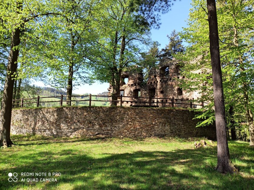 Dalecin_hrad_2