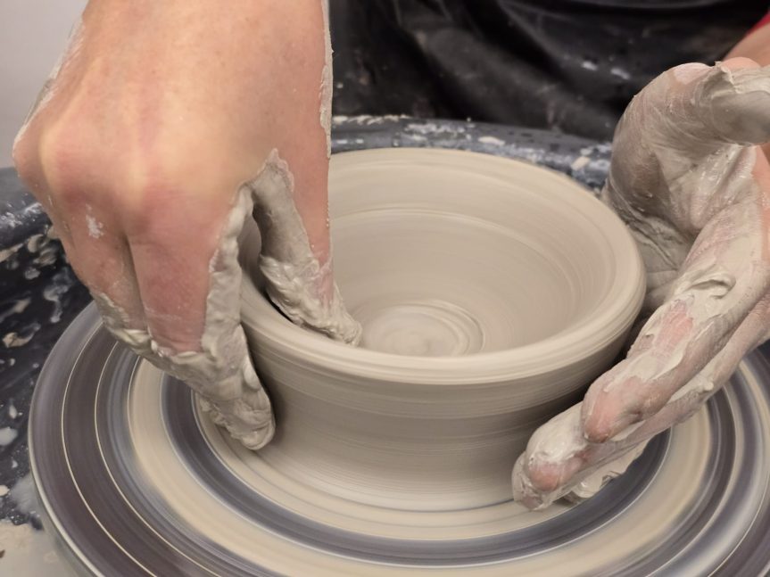 Keramika – volná tvorba a točení na kruhu